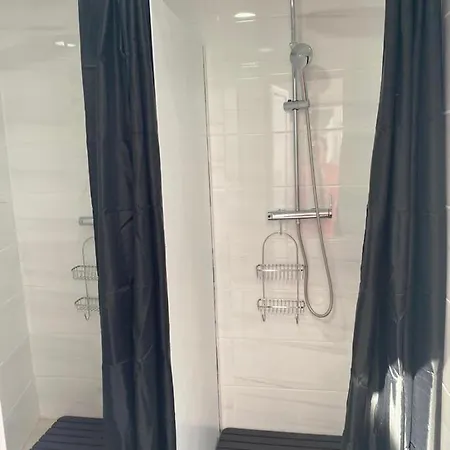 5 Senses Albergue *