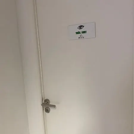 5 Senses Hostel Setúbal