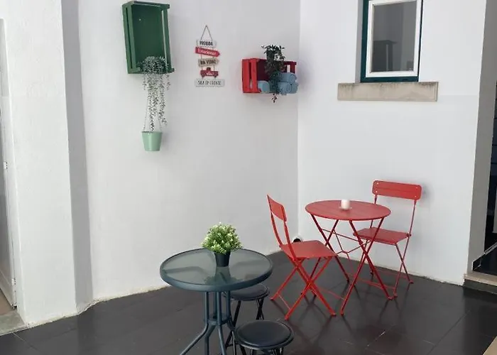 5 Senses Albergue Setúbal